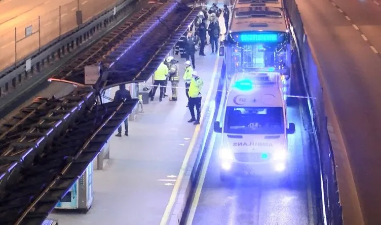 İstanbul’da bir yolcu metrobüsün altında ezilerek can verdi! Kemik seslerini duydum!