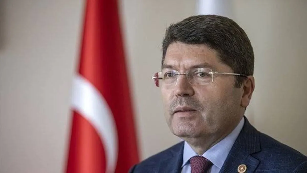 Adalet Bakanı Tunç’tan “Filistin Halkıyla Uluslararası Dayanışma Günü” paylaşımı Adalet Bakanı Tunç’tan “Filistin Halkıyla Uluslararası Dayanışma Günü” paylaşımı