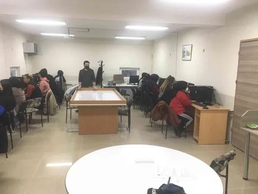 Hisarcık’ta “Bilgisayar İşletmenliği” kursu açıldı