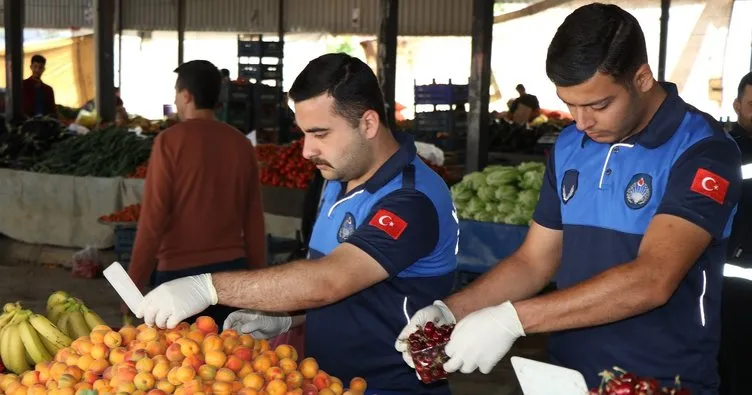 Haliliye zabıtası pazar yerlerini denetledi