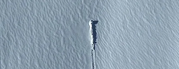 Google Earth'te gizemli cisim keşfedildi