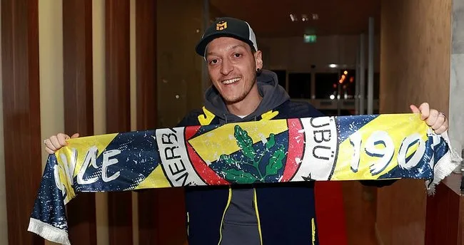 Fenerbahçe Mesut Özil'i KAP'a bildirdi