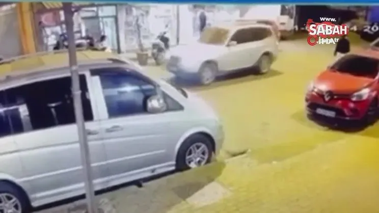 İstanbul’da kıraathane önünde silahlı saldırı! Cipten ateş açılıp öldürüldü | Video