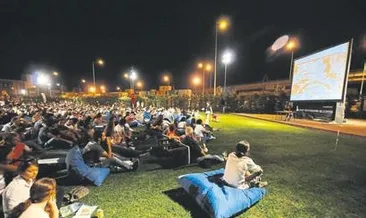 Açık hava sinema keyfi tekrar başlıyor