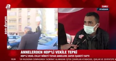 Diyarbakır’da ’Evlat Nöbeti’ndeki ailelerden kendilerine zafer işareti yapan HDP’li vekile tepki | Video