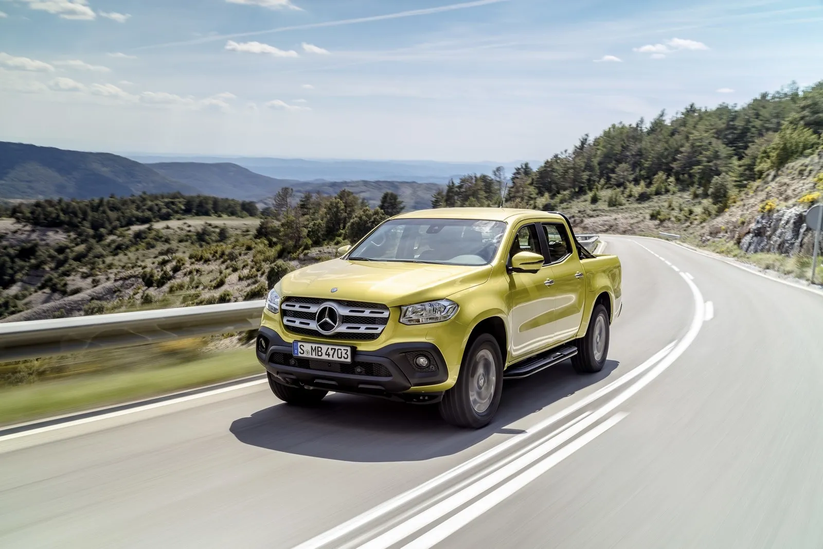 Mercedes-Benz’in pick-up’ı X-Class, Türkiye’de!