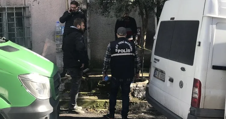 Beyoğlu’nda polis memuru evinde ölü bulundu