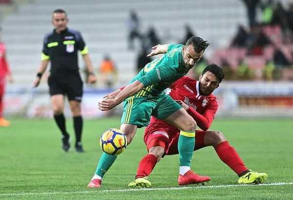 Kayserispor-Fenerbahçe maçından kareler