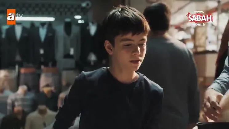 Bir Gece Masalı 1. Bölüm: “Fakir ama parası olmadığı için değil, babası olmadığı için. Sevdiklerinden uzak olan fakir kişidir”