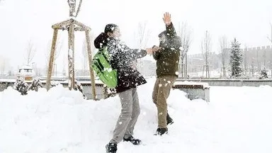 Kayseri’de yarın okullar tatil mi? 6 Şubat Pazartesi Kayseri''''de okullar tatil mi, kar tatili var mı?