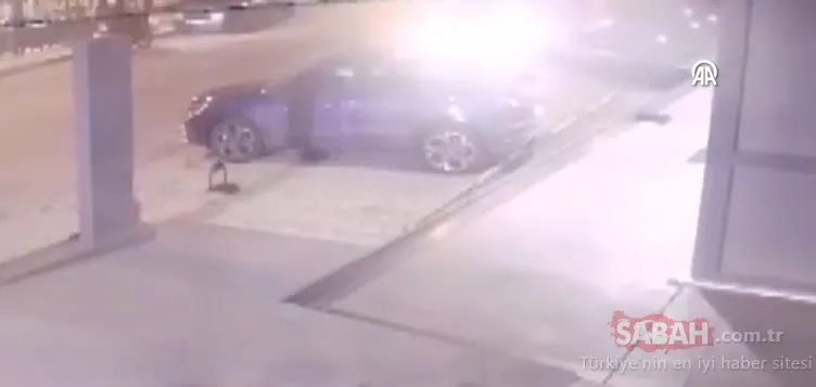 Son dakika | Eski Fenerbahçeli futbolcu Serhat Akın yaralandı: Serhat Akın’a silahlı saldırı görüntüleri ortaya çıktı