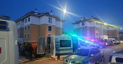 Adıyaman'da çatıdan düşen adam hayatını kaybetti #adiyaman