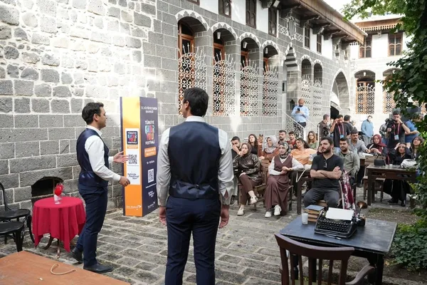 cahit-sitki-taranci-diyarbakir-kultur-yolu-festivalinde-anildi-1791969916543.jpg