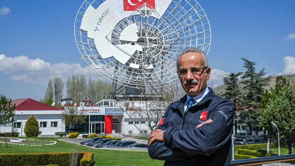 Ulaştırma ve Altyapı Bakanı Abdulkadir Uraloğlu uydu iş birliğini duyurdu