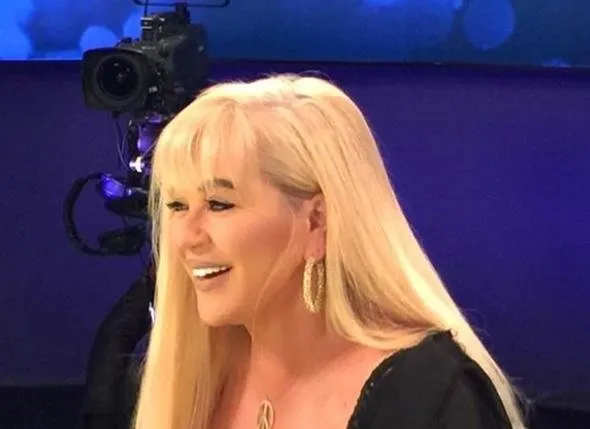 Zerrin Özer: Kız çocuğu evlenene kadar bakire olmalı