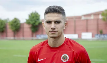 Mert’ten sonra Berat’ın da gözü Avrupa’da