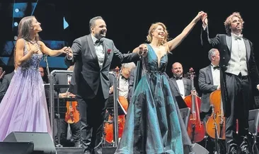 Karahan, ünlü sopranolarla konser verdi