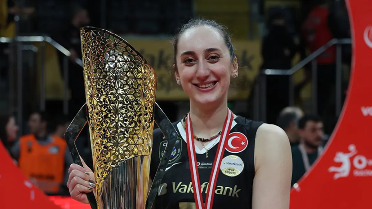 Ayça Aykaç: Final serisinin zor olacağını biliyorduk!
