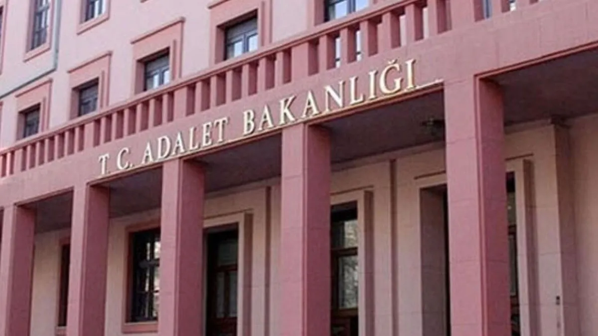 Adalette sıfır atık hamlesiyle 33 milyar 983 milyon TL tasarruf sağlandı Adalette sıfır atık hamlesiyle 33 milyar 983 milyon TL tasarruf sağlandı