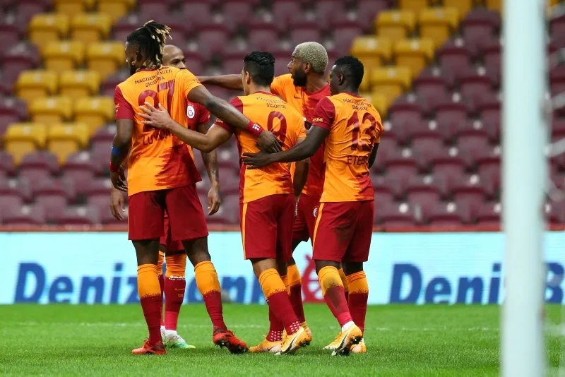 Super Lig De Sampiyonluk Oranlari Guncellendi Fenerbahce Den Galatasaray A Tarihi Fark