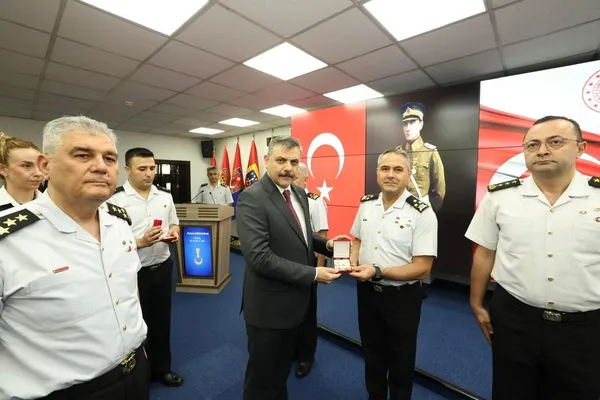 bakan-ciftci-teroru-turkiyenin-gundeminden-cikarana-kadar-kararlilikla-calisacagiz-1787924328929.jpeg