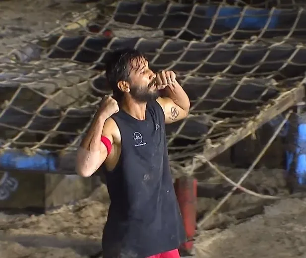 survivor-kim-elendi-kim-gitti-tv8-ile-20-haziran-survivor-2022de-haftanin-ilk-eleme-adayi-kim-oldu-1655707171149.jpg