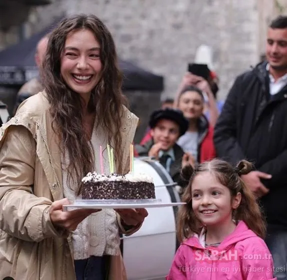 Sefirin Kızı dizisinde Sancar ve Nare’nin kızı Melek’i canlandıran Beren Gençalp bakın kaç yaşındaymış! Herkes merak ediyordu
