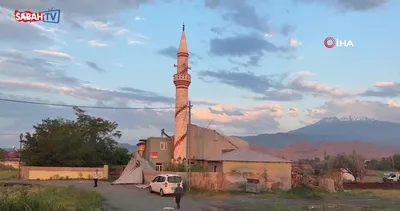 Iğdır’da fırtınada caminin çatısı uçtu