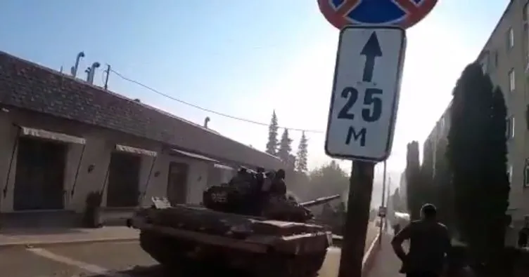 Ermenistan tank ve araçları işgal bölgesine gönderiyor