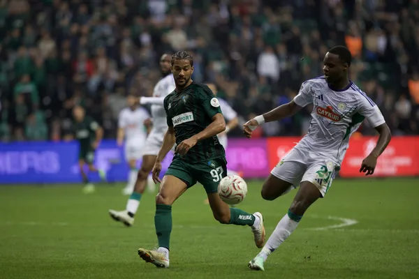 kocaelispor-ile-rizespordan-sessiz-beraberlik-1793459734678.jpg