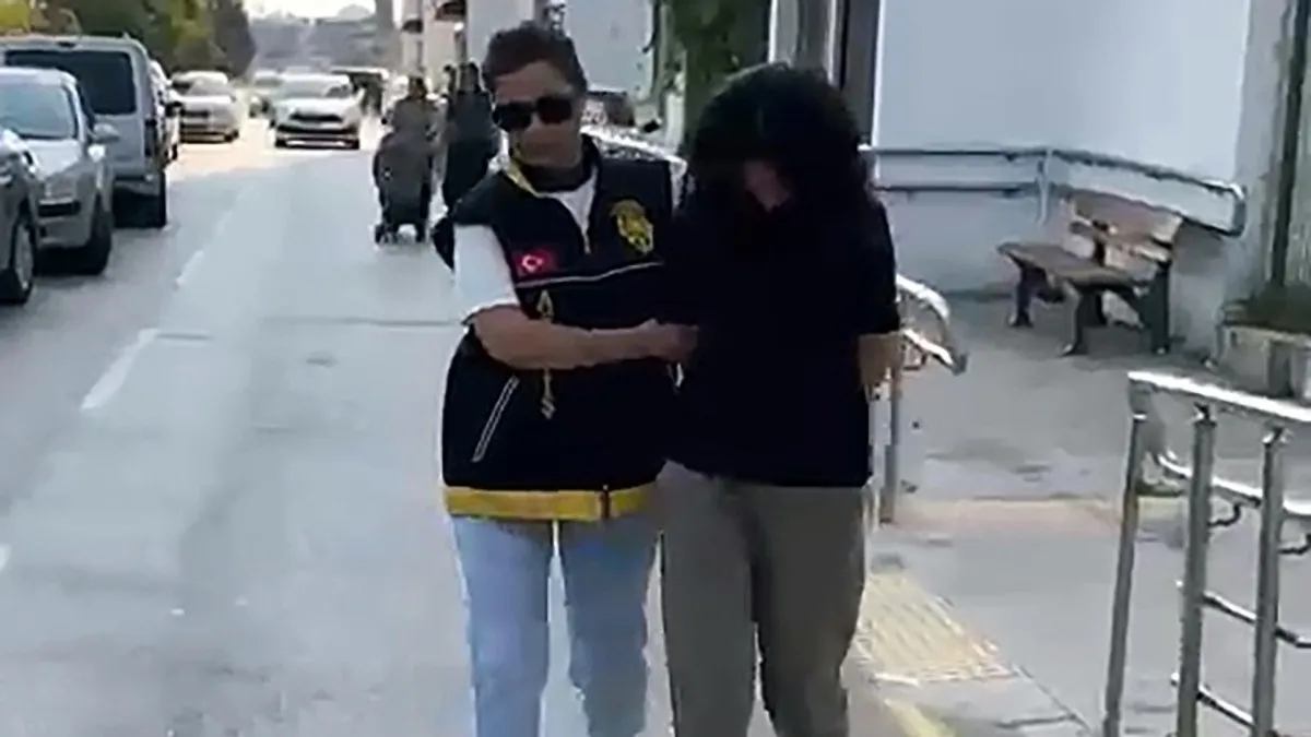 Yumruk atan nişanlısını öldürdü haber görseli