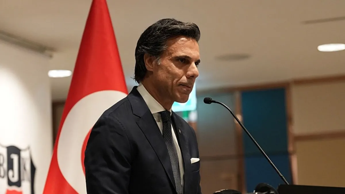Beşiktaş Divan Kurulu Başkan Adayı Emir Tamer açıklamalarda bulundu.