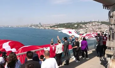 İstanbul- 15 Temmuz Şehitler Köprüsü’ne Türk Bayrağı asıldı