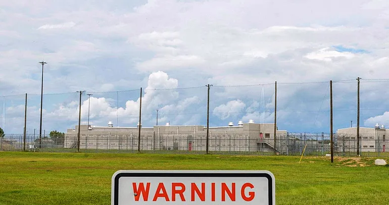 ABD’de cezaevi karıştı: 3 ölü