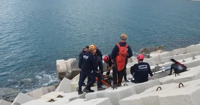 Beton bloklar arasında can pazarı #antalya