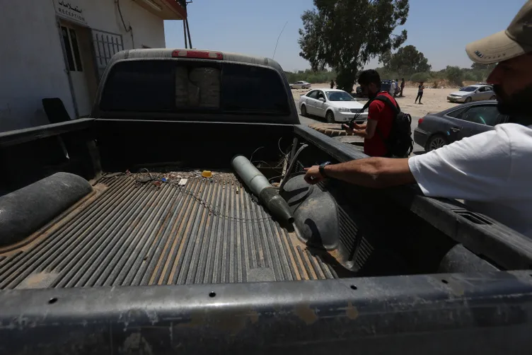 Libyalılar, Hafter milislerinin tuzakladığı patlayıcılardan temizlenen evlerine kavuşuyor