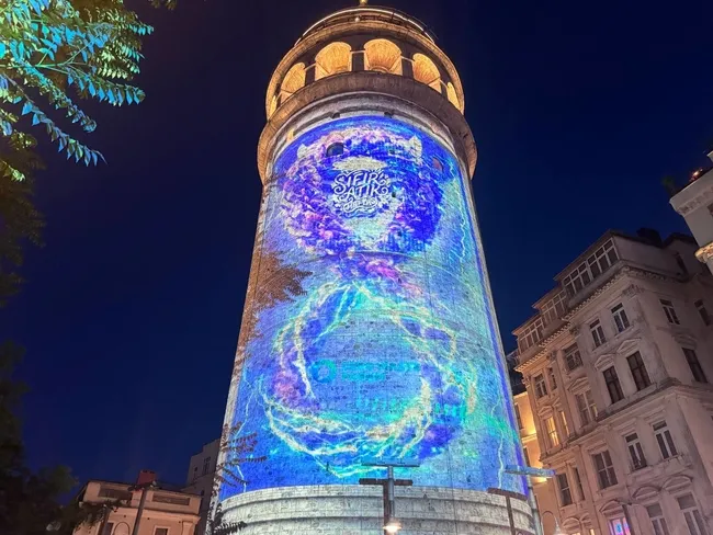 galata-kulesinde-sifir-atik-gosterisi-1780522018592.jpg