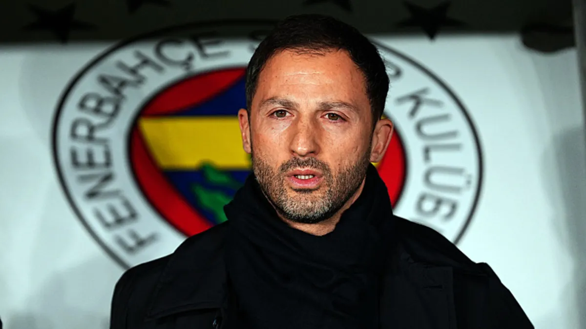 Fenerbahçe’de UEFA kadrosu açıklandı! 2 yeni transfer yok Fenerbahçe’de UEFA kadrosu açıklandı! 2 yeni transfer yok