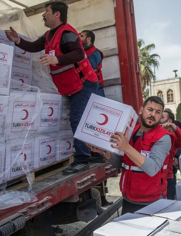 Mazlumun umudu 'Kızılay' ve 'AFAD' Afrin'de