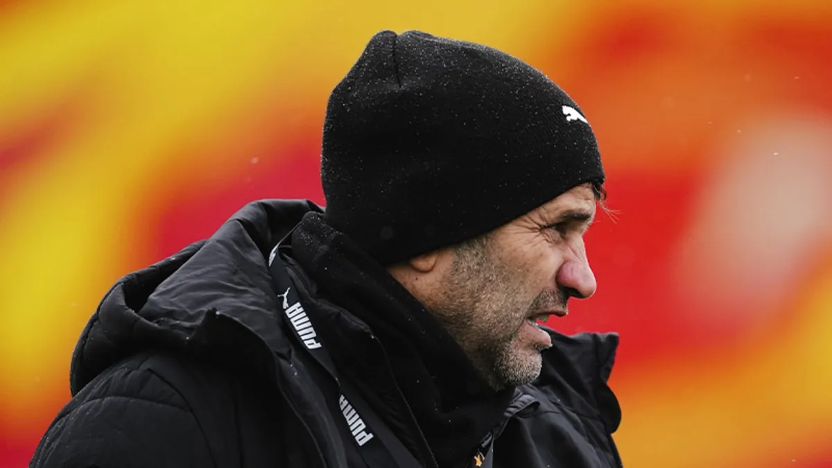 Galatasaray’da Uğurcan Çakır kararı! 6 isim kamp kadrosuna alınmadı Galatasaray’da Uğurcan Çakır kararı! 6 isim kamp kadrosuna alınmadı