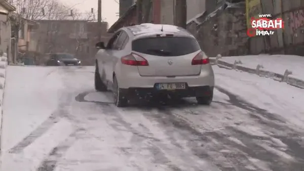 Sürücülerin ara sokaklarda karla imtihanı kamerada | Video