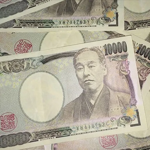 Japonya Maliye Bakanı’ndan yen uyarısı!