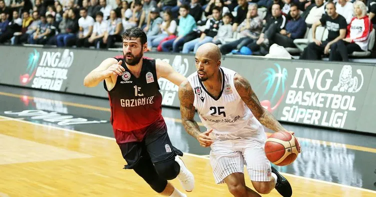 Jordan Theodore coştu, Beşiktaş kazandı