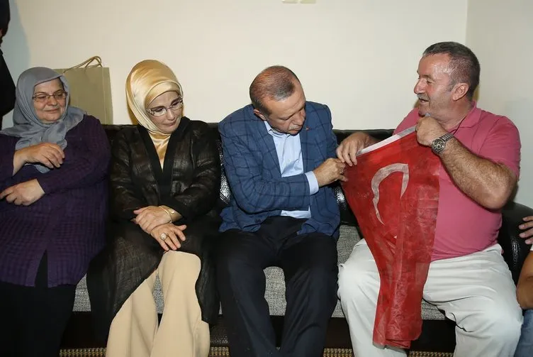 Cumhurbaşkanı Erdoğan’dan şehit ailelerine taziye ziyareti