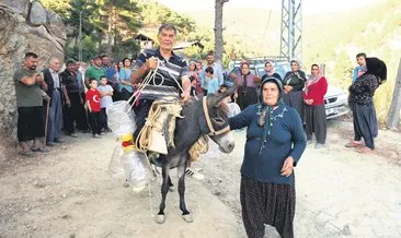 21 yıldır eşekle su taşıyorlar