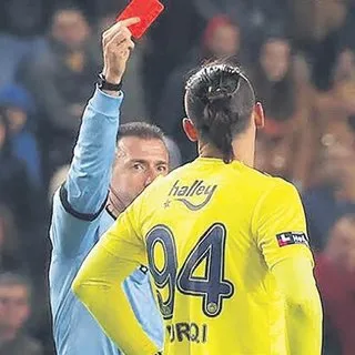 'Bilinçli' gerekçesiyle Vedat Muriqi PFDK'da
