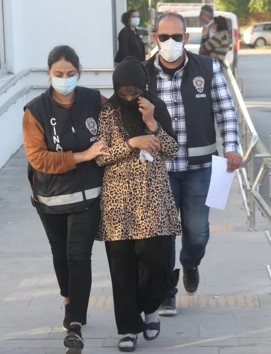 Adana'da baba vahşeti: Oğlunun cesedini bavula koydu! Ayakları sığmayınca bakın ne yaptı!