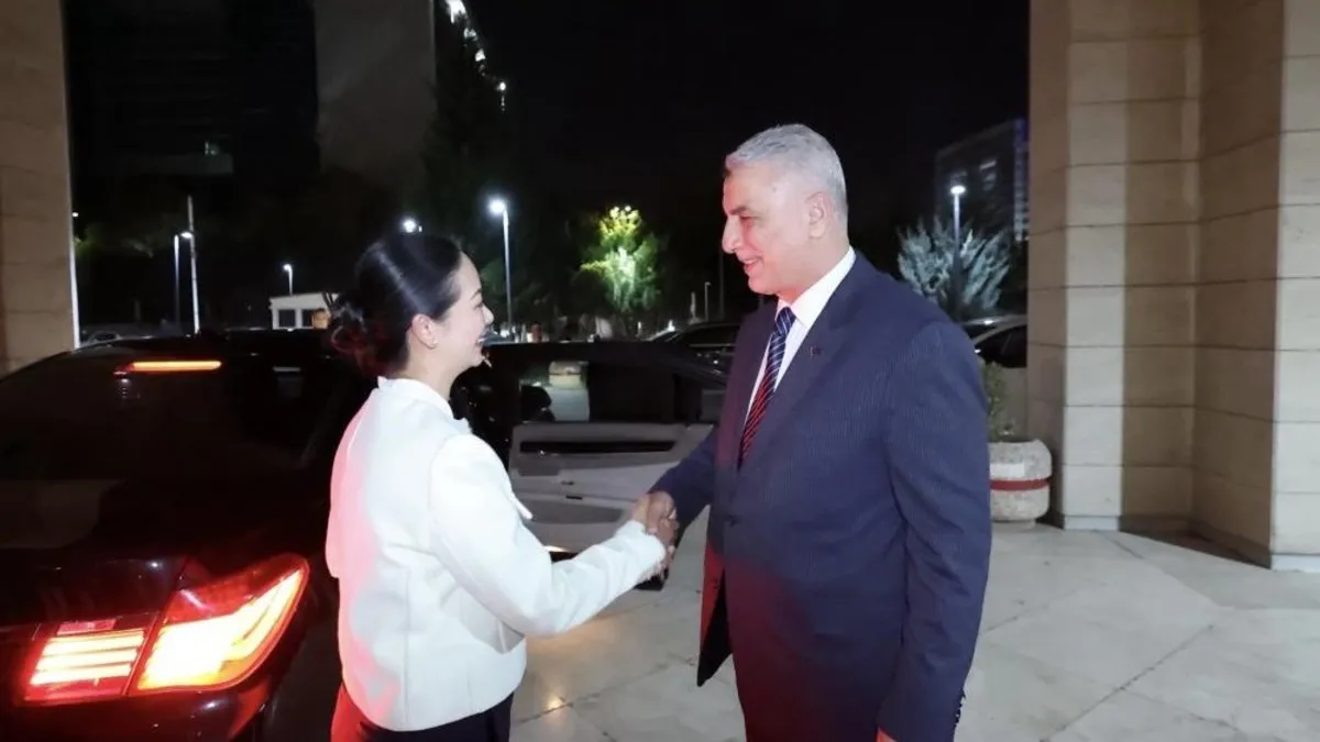 Bakan Bolat, Kamboçya Ticaret Bakanı Nimul ile görüştü: İkili ticari ilişkilerimizi kapsamlı biçimde ele aldık Bakan Bolat, Kamboçya Ticaret Bakanı Nimul ile görüştü: İkili ticari ilişkilerimizi kapsamlı biçimde ele aldık