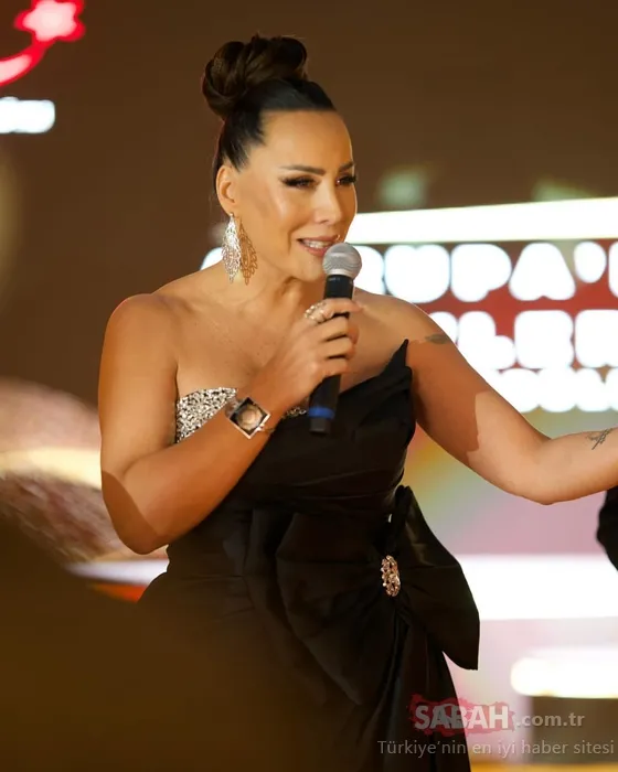 Dansöz Asena hakkındaki gerçek duyanları çok şaşırttı! Gerçek adını asla tahmin edemezsiniz!