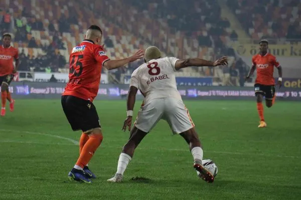 Spor Toto Süper Lig: Yeni Malatyaspor: 0 - Galatasaray: 0 Maç sonucu